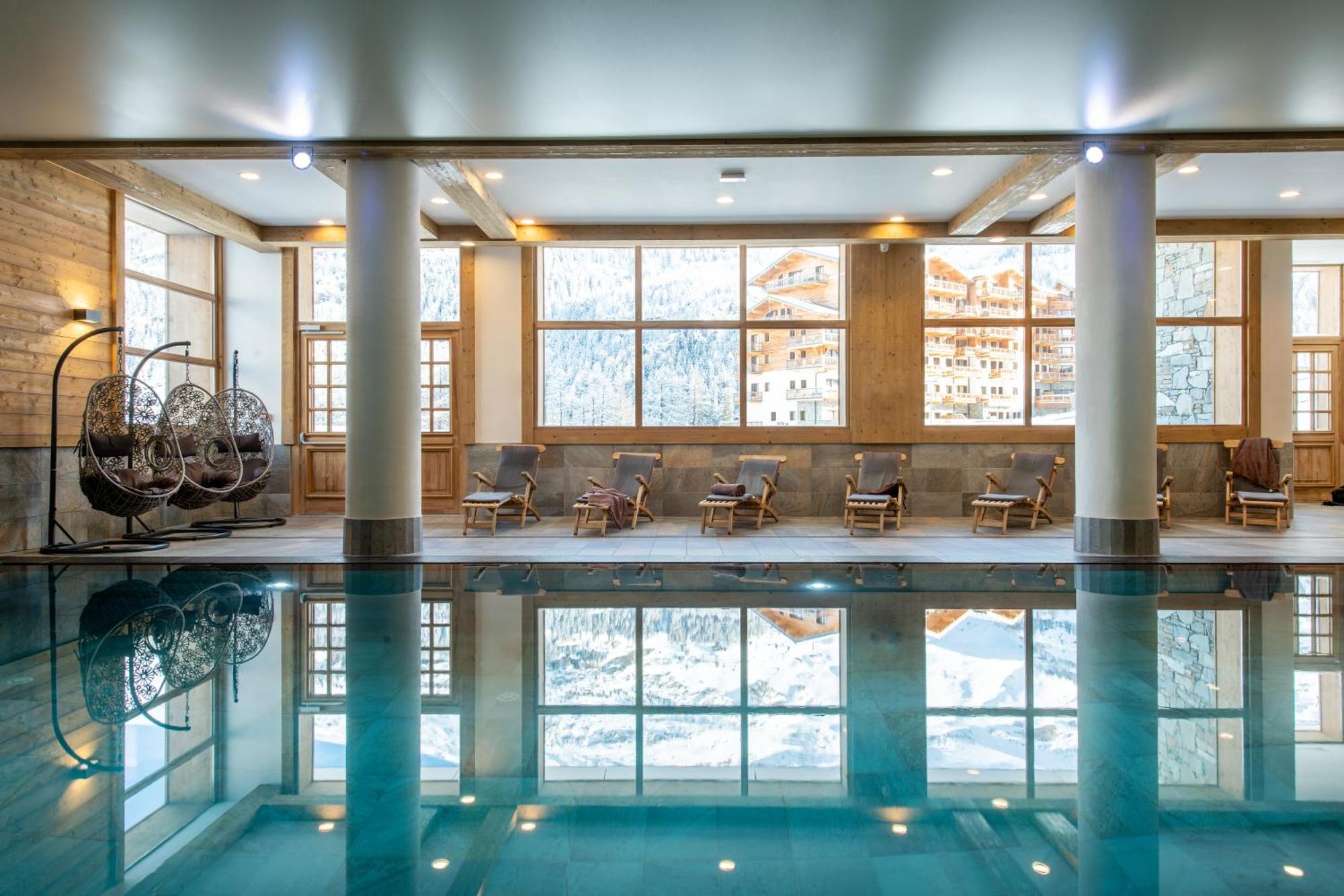 Cgh Residence Boutique Le Lodge Des Neiges ทีนเญอ ภายนอก รูปภาพ